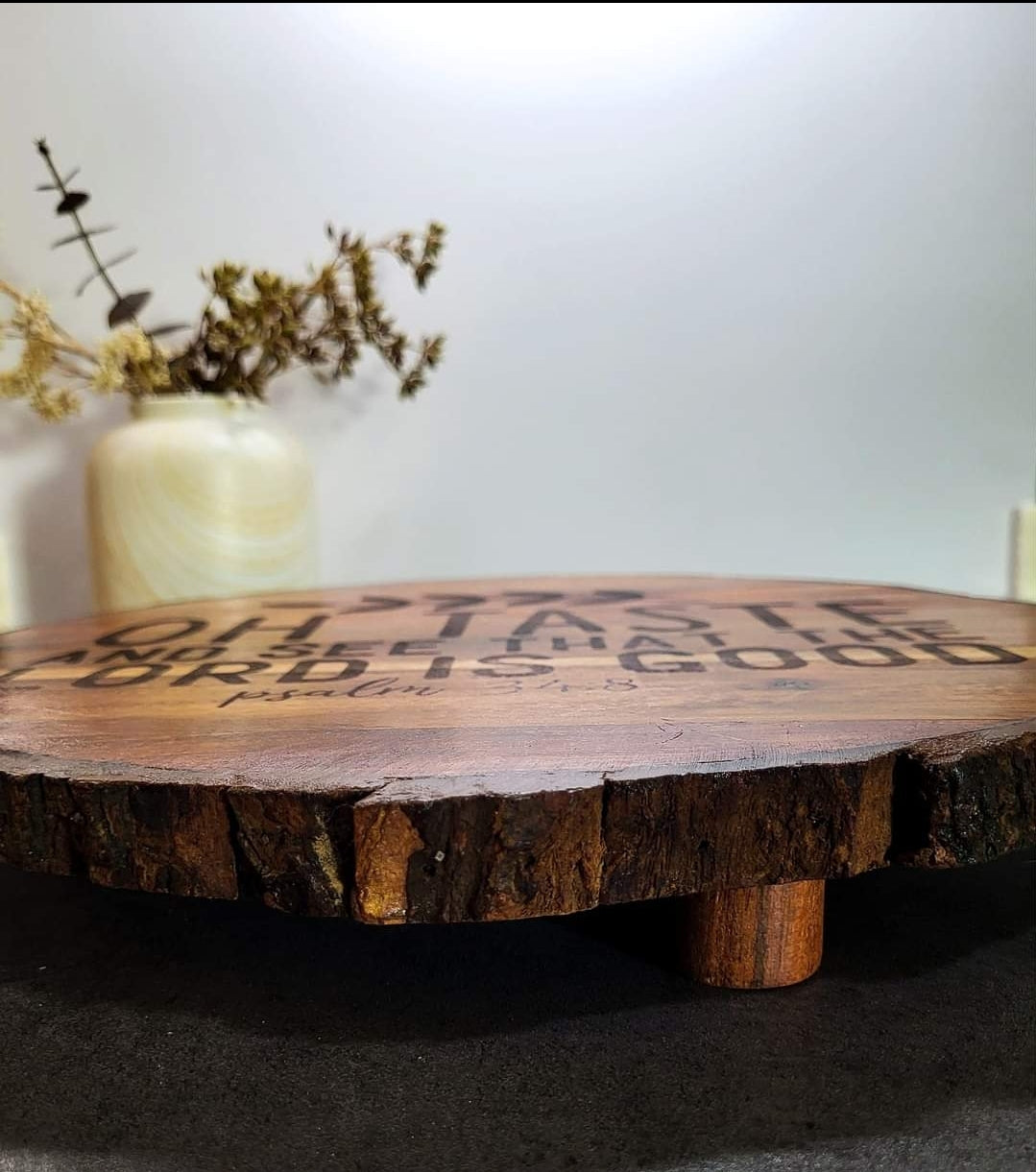 Round Wood Cutting Board with legs 14in diameter